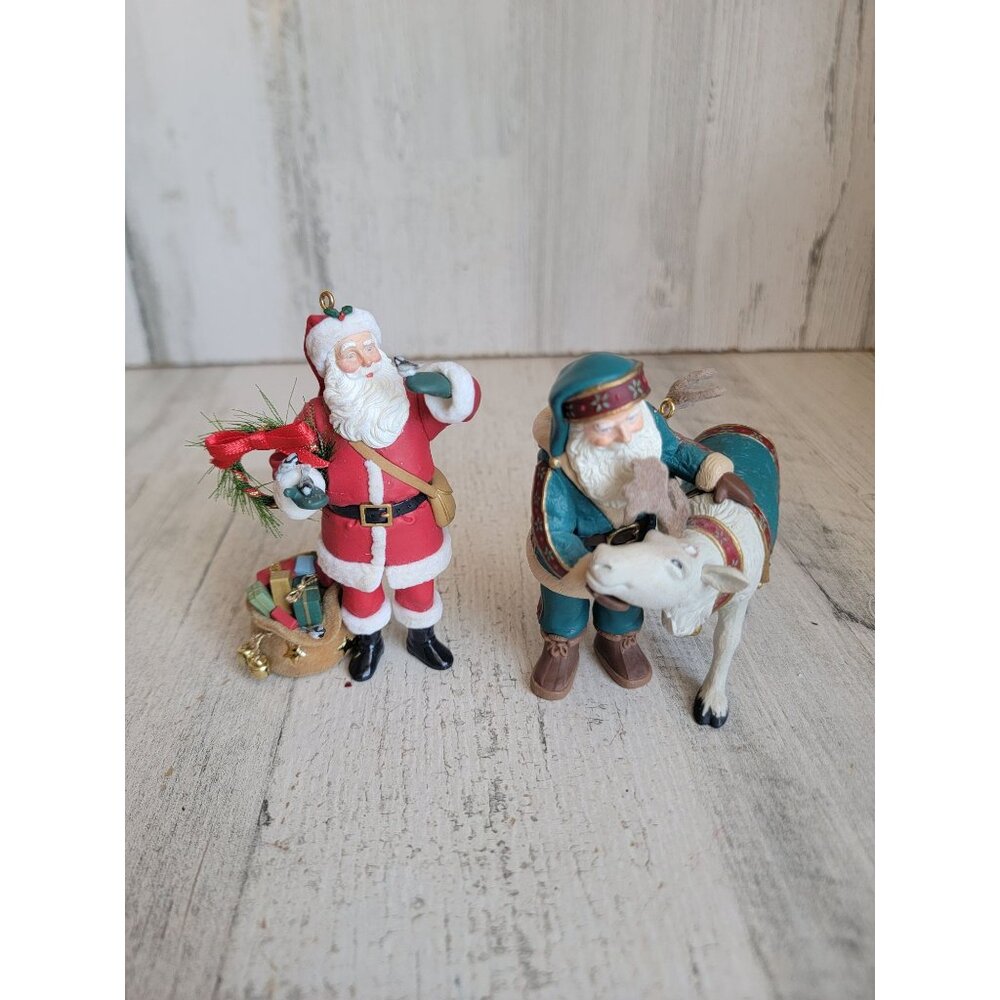 Hallmark Santa Claus reindeer toy sack ornament Xmas‎ set